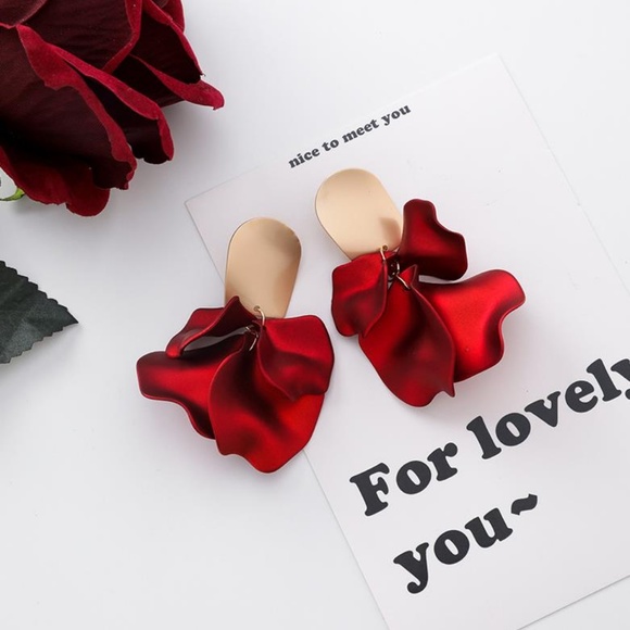 ❤️️NEW UNIQUE Flower Petal Handmade Earrings R10 - Picture 2 of 2